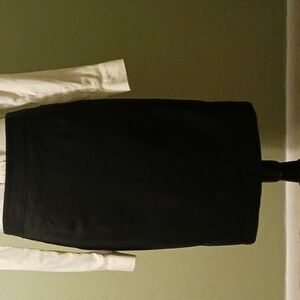 SPECIAL 2/$25 Banana Republic Pencil skirt